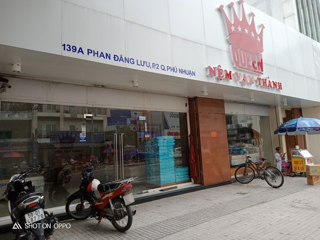 SHOWROOM Công Ty TNHH Nệm Vạn Thành