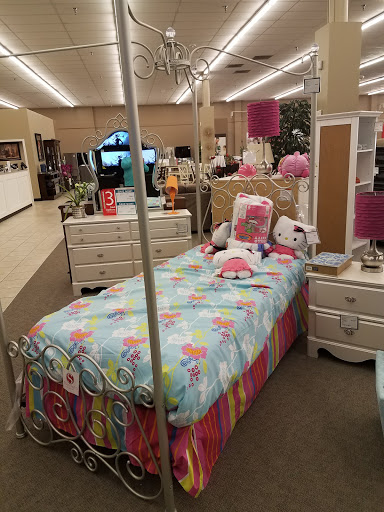 Furniture Store «Badcock Home Furniture &more», reviews and photos, 6021 South Blvd, Charlotte, NC 28217, USA