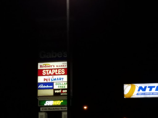 Grocery Store «Redner’s Warehouse», reviews and photos, 2180 MacArthur Rd, Whitehall, PA 18052, USA