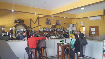 Bar Cafeteria El Mezquita - Av. de la Constitución, 8, 14240 Belmez, Córdoba, Spain
