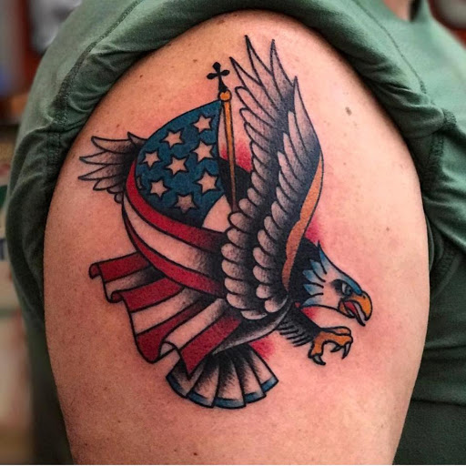 Tattoo Shop «Ironclad Tattoo Gallery», reviews and photos, 194 N 2nd Ave, Saltillo, MS 38866, USA