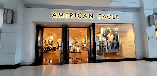 Clothing Store «AEO & Aerie Store», reviews and photos, 825 Dulaney Valley Rd #116, Towson, MD 21204, USA