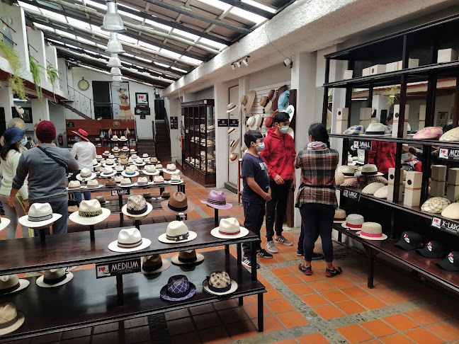 Comentarios y opiniones de Museo Del Sombrero De Paja Toquilla