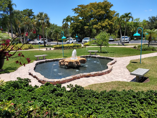 Shopping Mall «Periwinkle Place», reviews and photos, 2075 Periwinkle Way, Sanibel, FL 33957, USA