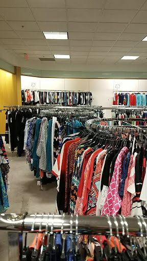 Dillard's Clearance Center