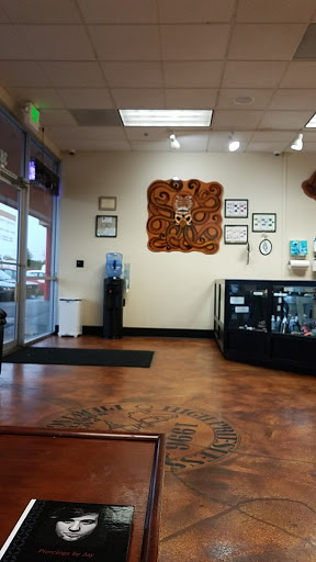 Tattoo and Piercing Shop «High Priestess Piercing & Tattoo», reviews and photos, 3870 Center St NE, Salem, OR 97301, USA