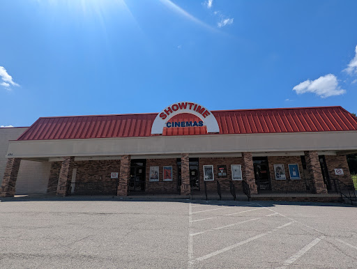 Movie Theater «Showtime Cinemas», reviews and photos, 895 N Dixie Blvd, Radcliff, KY 40160, USA
