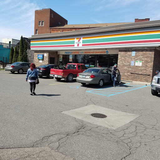 Convenience Store «7-Eleven», reviews and photos, 2822 Biddle Ave, Wyandotte, MI 48192, USA