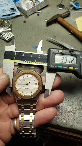 Jeweler «Marlowe Credit Jewelers», reviews and photos, 16055 Cross Bay Blvd, Jamaica, NY 11414, USA