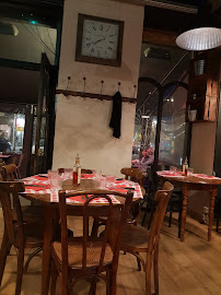 Atmosphère du Restaurant italien Chez Luc Familia - Trattoria Italienne & Pizzeria à Toulouges - n°15