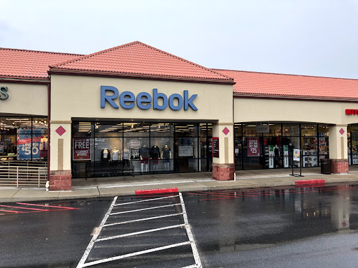Reebok Outlet, 121 Outlet Square, Hershey, PA 17033, USA, 