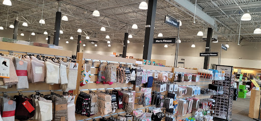 Shoe Store «DSW Designer Shoe Warehouse», reviews and photos, 276 New Britain Ave, Plainville, CT 06062, USA