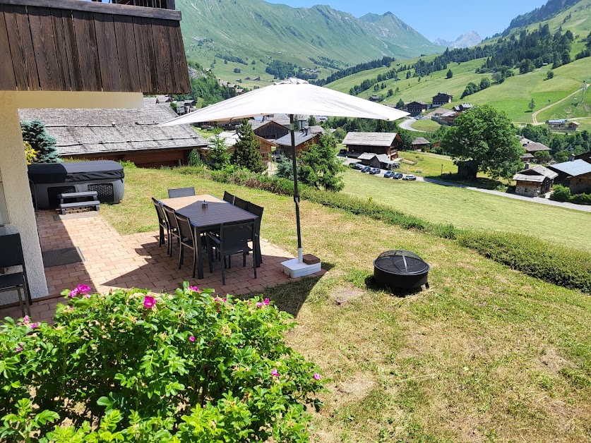 Chalet Soletoile : location chalet de vacances au calme, avec Jacuzzi, proche piste ski, Le Grand-Bornand en Haute-Savoie à Le Grand-Bornand