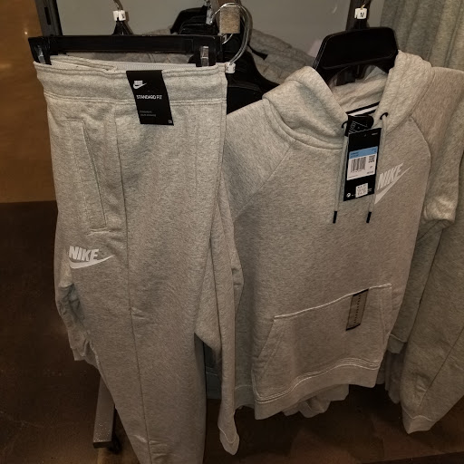 Sporting Goods Store «Nike Factory Store», reviews and photos, 1622 Galleria Blvd, Brentwood, TN 37027, USA