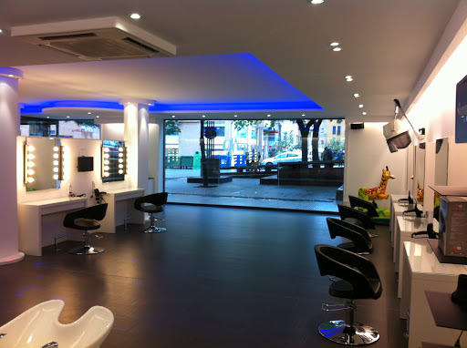 Shampoo multiespai en Vic, Barcelona