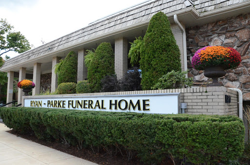 Funeral Home «Ryan-Parke Funeral Home», reviews and photos, 120 S Northwest Hwy, Park Ridge, IL 60068, USA
