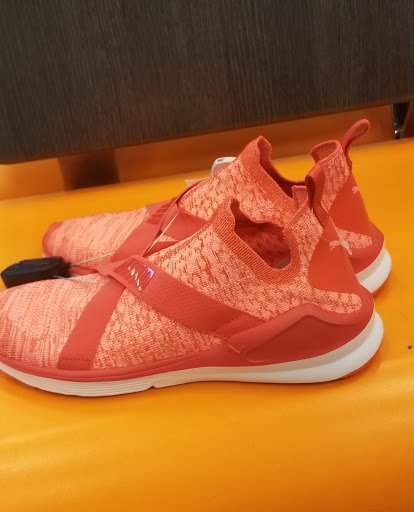 Clothing Store «Ross Dress for Less», reviews and photos, 415 South State Road 7, Hollywood, FL 33023, USA