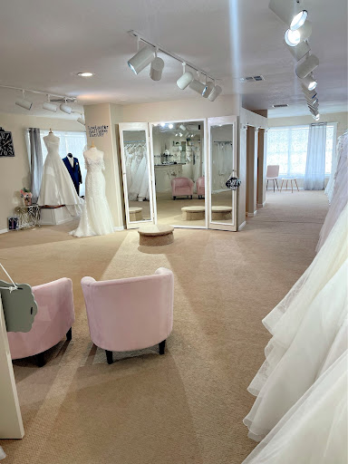Bridal Shop «Something Blue Bridal Boutique», reviews and photos, 3621 Manatee Ave W, Bradenton, FL 34205, USA
