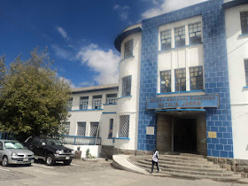 Colegio Natalia Jarrin