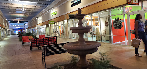 Outlet Mall «The Outlet Shoppes», reviews and photos, 915 Ridgewalk Pkwy, Woodstock, GA 30188, USA