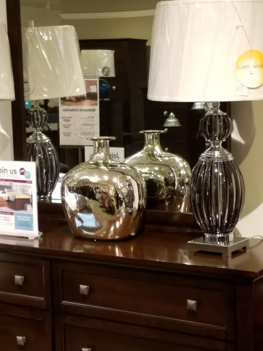 Furniture Store «Levin Furniture», reviews and photos, 16960 Sprague Rd, Middleburg Heights, OH 44130, USA