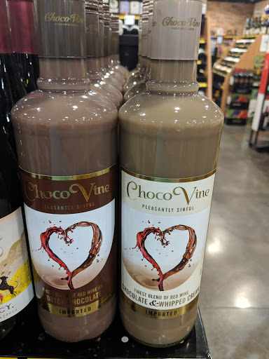 Wine Store «Favorite Liquors», reviews and photos, 2570 Madison St, Clarksville, TN 37043, USA