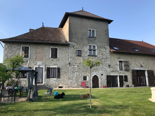 attractions Château de Pomboz Saint-Pierre-de-Curtille