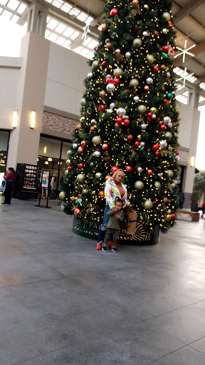 Shopping Mall «Las Americas Premium Outlets», reviews and photos, 4211 Camino De La Plaza, San Diego, CA 92173, USA