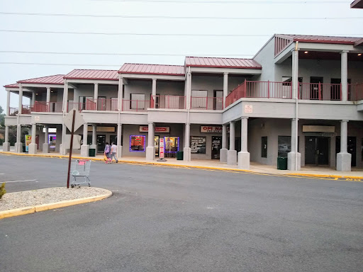 Shopping Mall «Liberty Mall», reviews and photos, 485 Georges Rd, Dayton, NJ 08810, USA