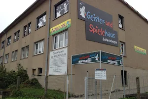 Geister- und Spielehaus image