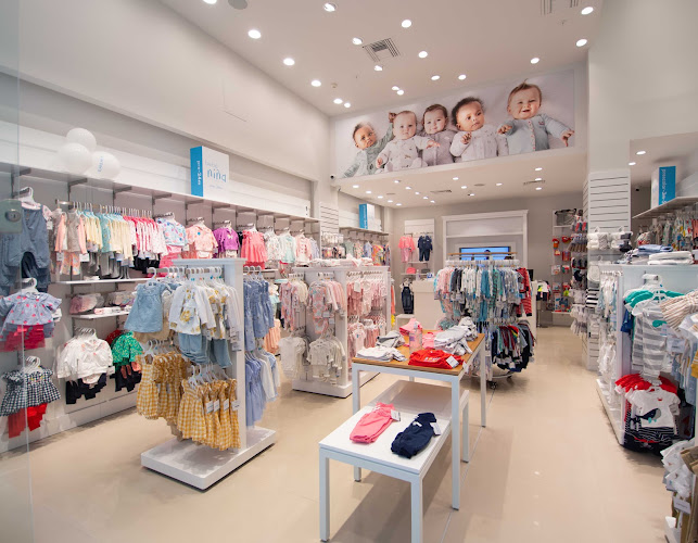 Opiniones de Carters Costa Urbana Shopping en Canelones - Tienda para bebés
