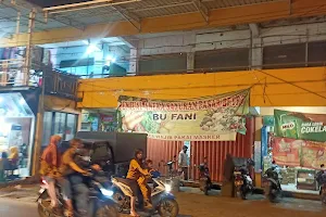 Pasar Baru Betro image