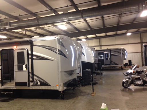 Motorcycle Dealer «Station Park Honda Powersports & RV center», reviews and photos, 830 S 9th St, Louisville, KY 40203, USA