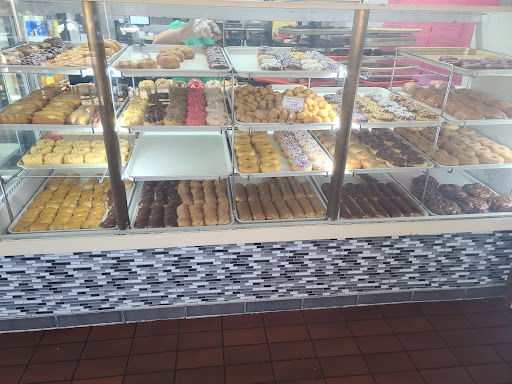 Donut Shop «Jelly Donut», reviews and photos, 1750 S Virginia St, Reno, NV 89502, USA