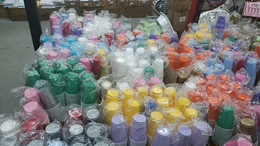 Wholesale Florist «Quality Wholesale Florist Supply», reviews and photos, 7074 NW 50th St, Miami, FL 33166, USA