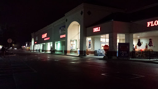 Grocery Store «Giant Food Stores», reviews and photos, 455 Eisenhower Dr, Hanover, PA 17331, USA