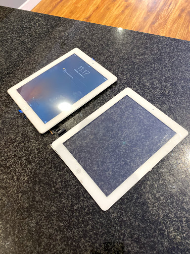 Electronics Repair Shop «Cellfone MD - cell phone repair», reviews and photos, 7637 N Milwaukee Ave, Niles, IL 60714, USA