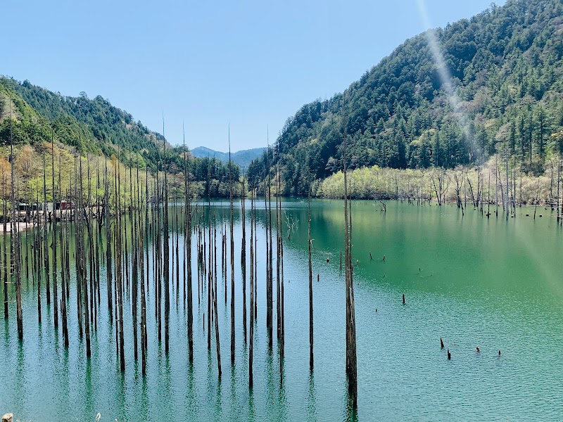 王滝村自然湖