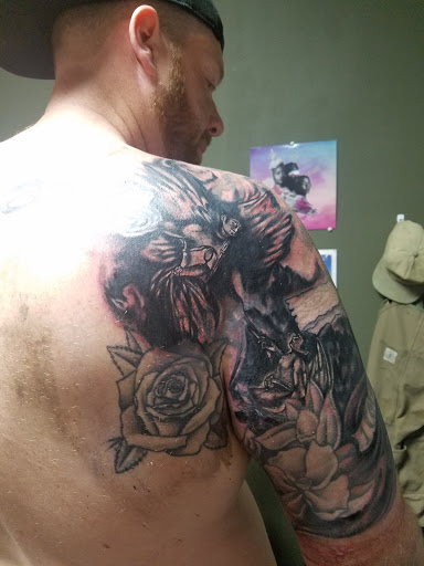 Tattoo Shop «Karmic Tattoos», reviews and photos, 589 Jonesboro Rd, McDonough, GA 30253, USA