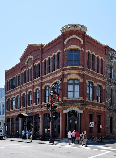 Brewery «Lagunitas Charleston Taproom and Beer Sanctuary», reviews and photos, 161 E Bay St, Charleston, SC 29401, USA