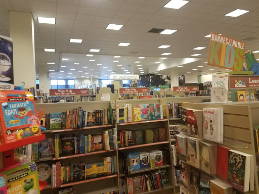 Book Store «Barnes & Noble», reviews and photos, 1271 Knapp Rd, North Wales, PA 19454, USA