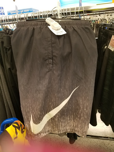 Clothing Store «Ross Dress for Less», reviews and photos, 2415 N Monroe St, Tallahassee, FL 32303, USA