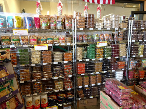 Grocery Store «Sun Plum Market», reviews and photos, 2740 Som Center Rd, Willoughby Hills, OH 44094, USA