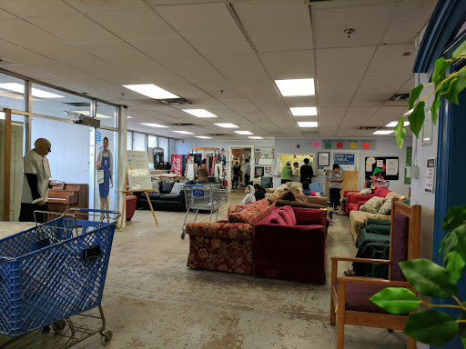 Thrift Store «Richmond Metropolitan Habitat For Humanity ReStore», reviews and photos