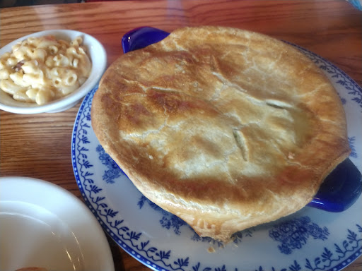 American Restaurant «Cracker Barrel Old Country Store», reviews and photos, 9214 Park W Blvd, Knoxville, TN 37923, USA