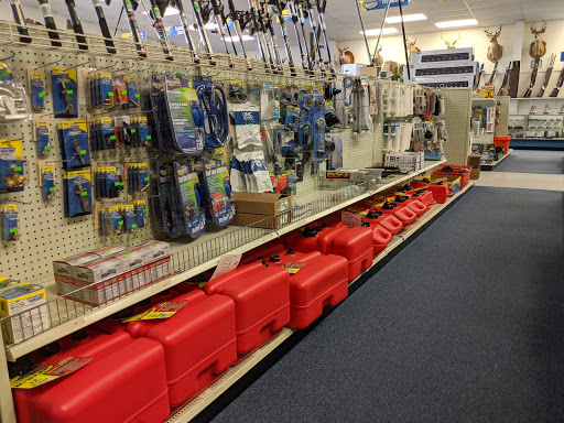 Sporting Goods Store «McDuffie Marine & Sporting Goods Inc», reviews and photos, 1866 W US Hwy 90, Lake City, FL 32055, USA