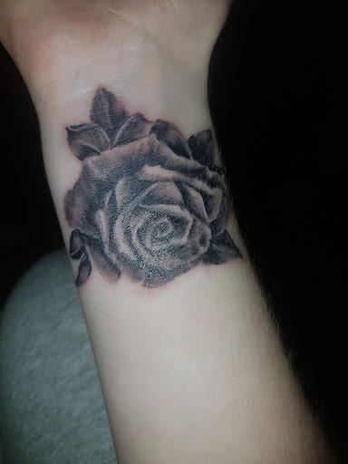 Tattoo Shop «main street ink», reviews and photos, 105 E Kentucky St, Franklin, KY 42134, USA