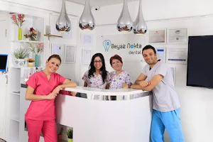 Beyaz Nokta Dental Ağız ve Diş Sağlığı Polikliniği - Dişhekimi İzmir image