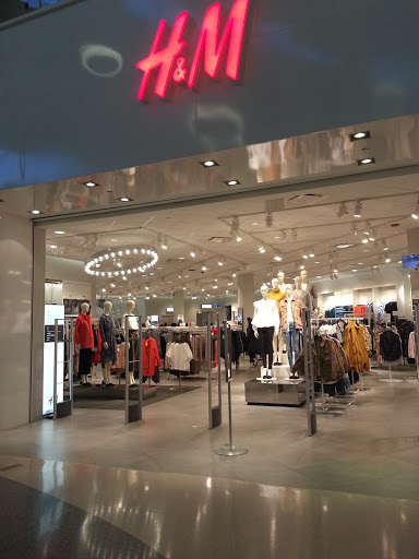 H&M