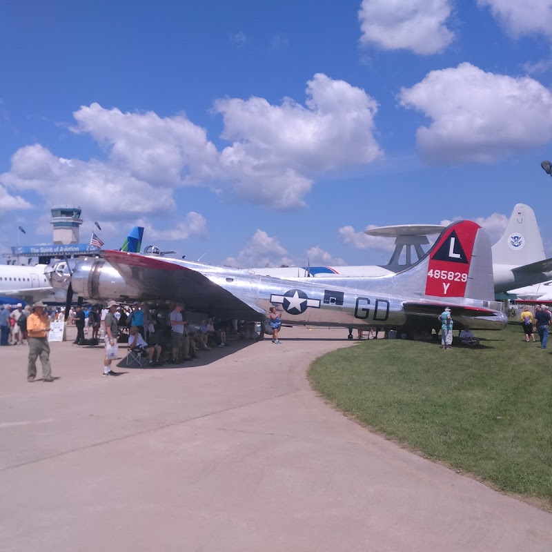 Wittman Regional Airport